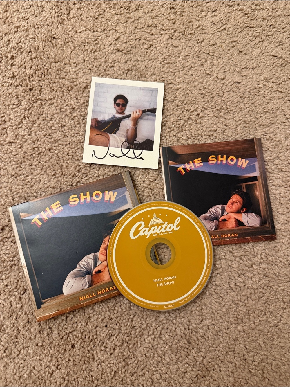 SIGNED* Niall Horan "The Show" CD with Polaroid